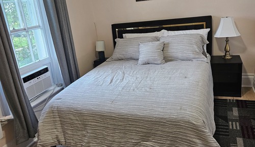 Economy Double Room, 1 Bedroom, Private Bathroom, Garden View