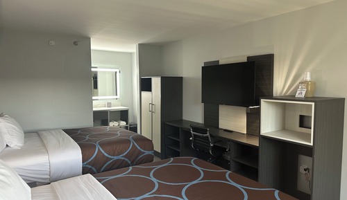 Room, 2 Double Beds, Accessible (Mobility/Hearing, Tub w/Grab bars)