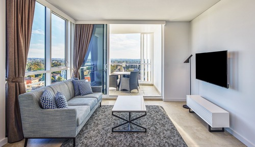 1 Bedroom Sky Balcony Suite