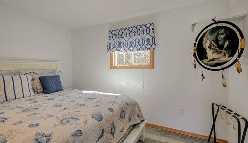 Standard Room, 1 Queen Bed with Sofa bed