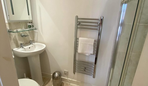 Double Room, 1 King Bed (Room 6)