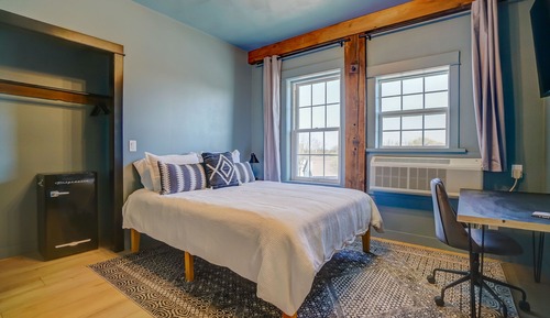 Design Room, 1 Queen Bed, Ensuite