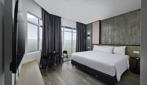 Deluxe Super King Room