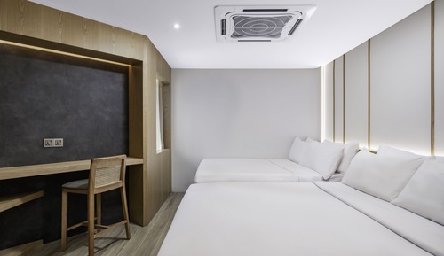 Family Studio, 2 Queen Beds