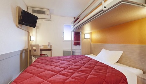 Economy Triple Room