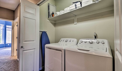 Apartment (2 Bedrooms)