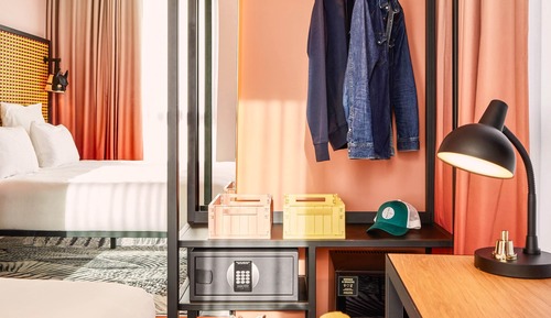 Room, 1 Double Bed (Medium)