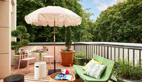 Room, 1 King Bed, Terrace (XXL Mama)