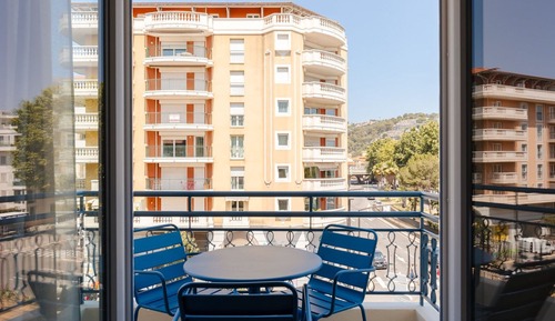 Double Room Single Use, 1 King Bed, Balcony