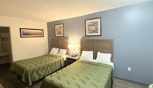 Basic Room, 2 Double Beds, Non Smoking