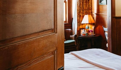 Signature Room, Fireplace