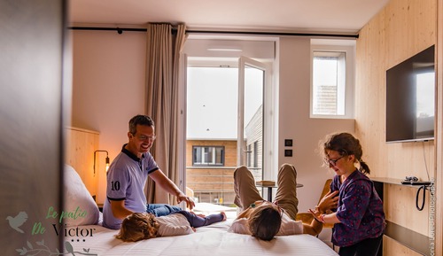 Family Quadruple Room, 2 Bedrooms, Kitchenette