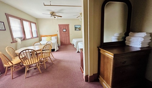 Traditional Room, Multiple Beds, Garden View