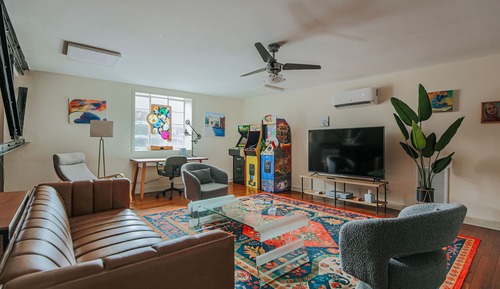 Apartment, Private Bathroom (North Central Loft)
