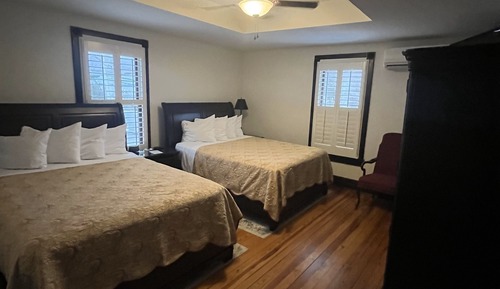 Standard Room 403
