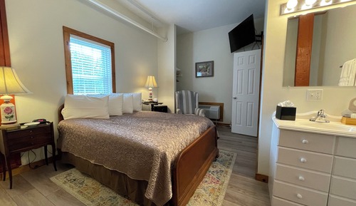 Economy Room 301