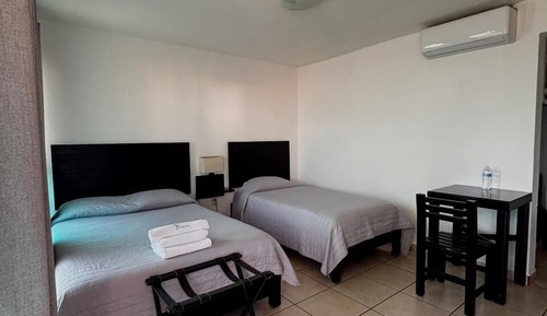 Deluxe Triple Room, Multiple Beds