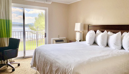 Room, 1 King Bed, Harbor View (Harbor View)