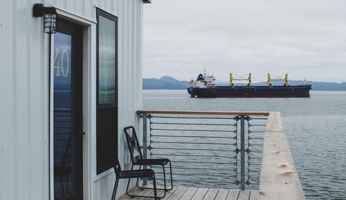 Luxe Ice House King 2nd Floor