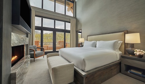 Peak Four Bedroom Grand Residence