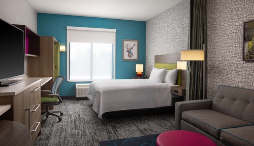 Suite, 1 Queen Bed, Accessible, Bathtub (Mobility & Hearing)