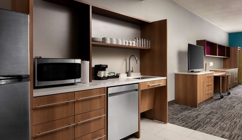 Studio, 2 Queen Beds, Accessible (Mobility & Hearing, Roll-in Shower)