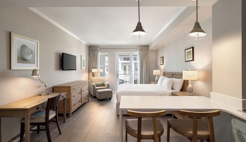 Studio, 1 King Bed (Premier, Residence)