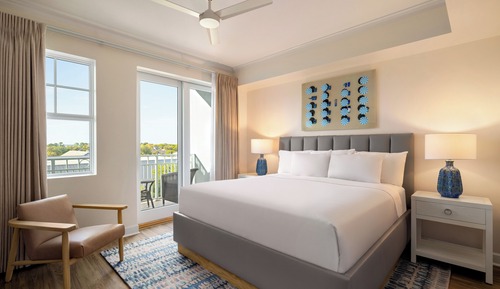 Premier Suite, 3 Bedrooms (Family Residence, 1 King, 1 King, 2 Queens)