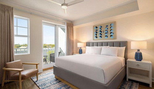 Classic Suite, 2 Bedrooms, Ocean View (Family Residence, 1 King, 2 Queens)