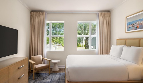 Premier Suite, 2 Bedrooms (Family Residence, 1 King, 2 Queens)