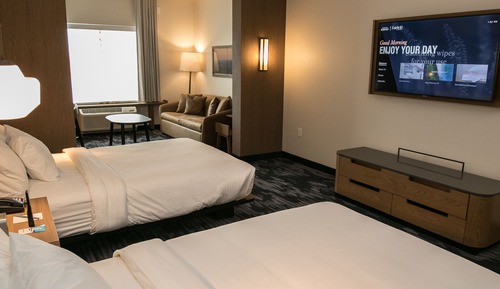 Suite, Multiple Beds (Mobility Accessible, Tub)