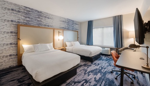 Room, 2 Queen Beds, Hearing Accessible (Accessible Bathtub)