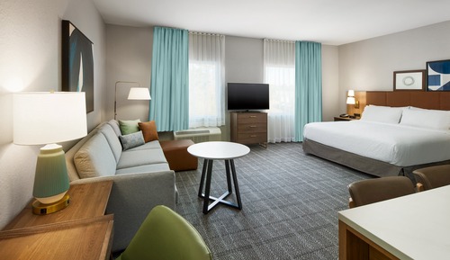 Suite, 1 King Bed with Sofa bed, Roll-in Shower, Kitchen (Communications Accessible)