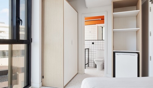 Single Room, Sea View