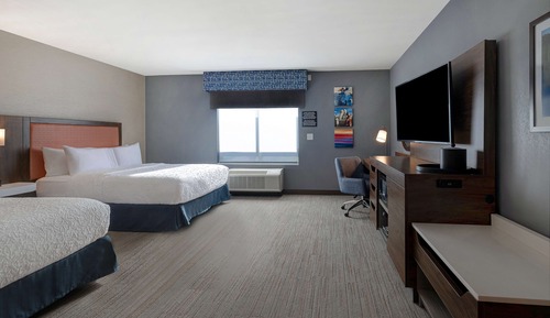 Room, 2 Queen Beds, Accessible, Bathtub