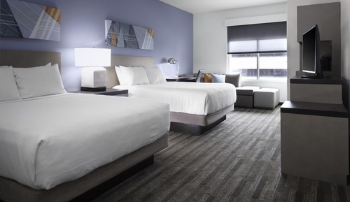 Room, 2 Queen Beds (Den)
