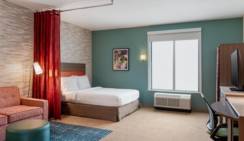 Studio, 1 Queen Bed, Accessible, Bathtub