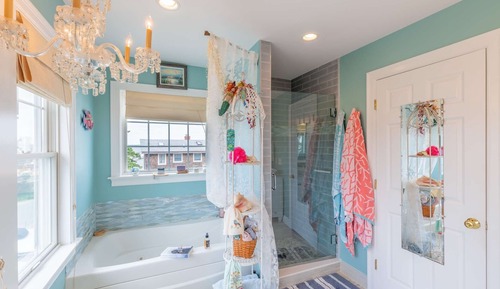 Room (Luney Dunes Penthouse)