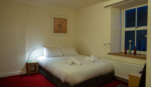 Standard Room, 1 Queen Bed