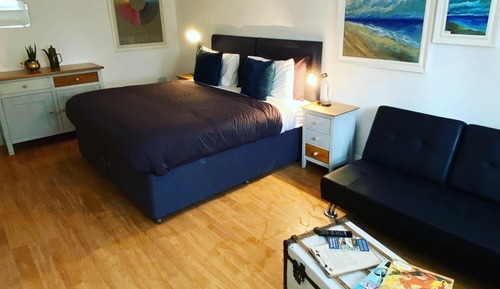 Double Room, Ensuite (The Explorer Room)