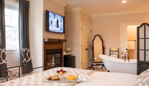 Rock of Cashel, Luxury Room, Refrigerator & Microwave