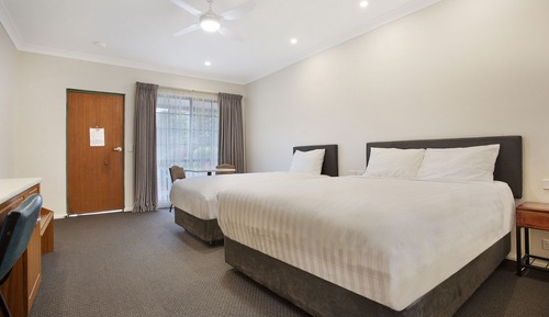 Executive Suite, 1 Bedroom, Non Smoking (Executive Twin Suite)