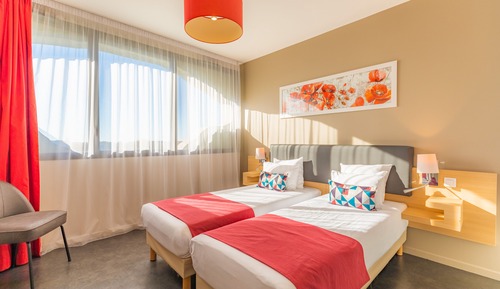 Studio, 2 Twin Beds