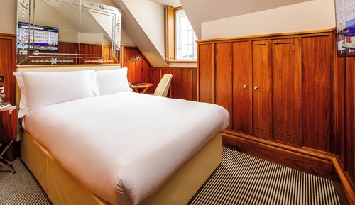 Edwardian, Guest Room, Queen, High Floor