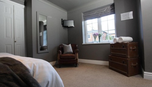 Standard Double Room, Ensuite, Courtyard View (Standard King Room )