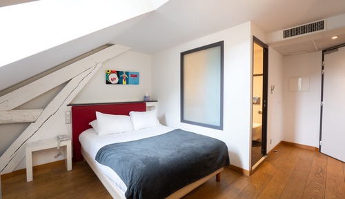 Standard Double Room (Without lift )