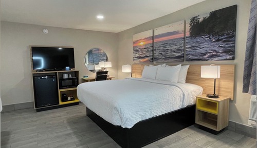 Deluxe Room, 1 King Bed, Non Smoking