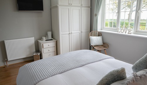 Standard Double Room, Ensuite, Garden View (annex bedroom)