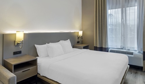 Suite, 1 King Bed with Sofa bed, Non Smoking, Hot Tub