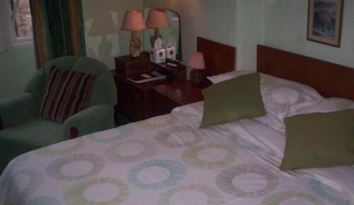 Suite, Ensuite (Sleeps 3)